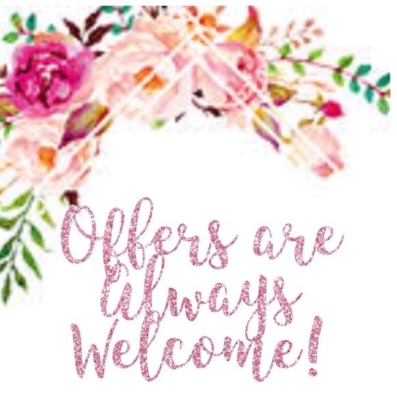 🌸CLOSET CLEAROUT🌸 Reasonable Offers Please 🌸 - Picture 2 of 3